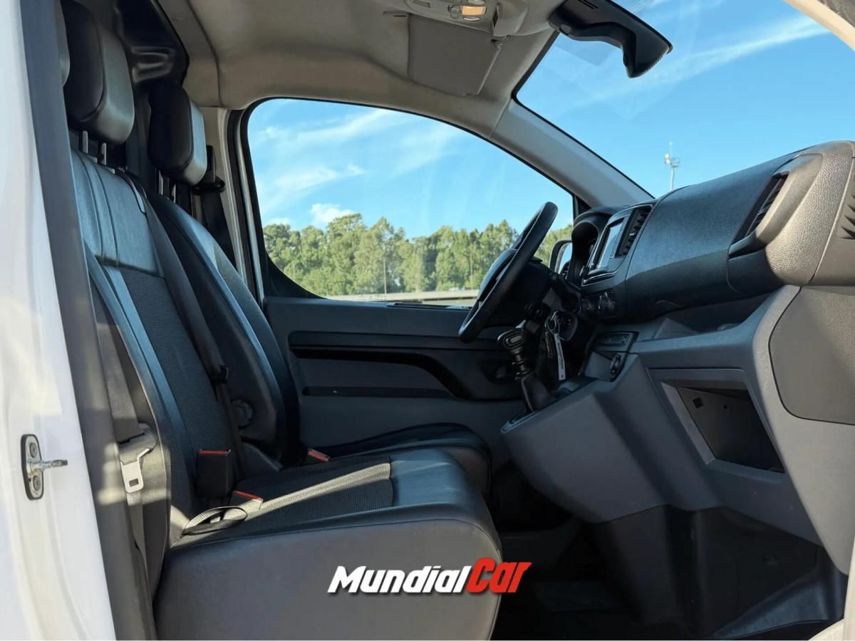 citroen-jumpy-2021-diesel-1499cc