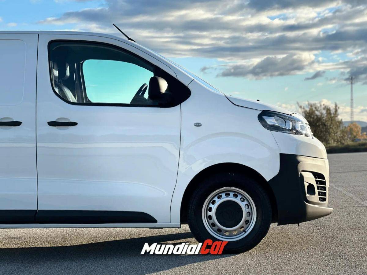 citroen-jumpy-2021-diesel-1499cc
