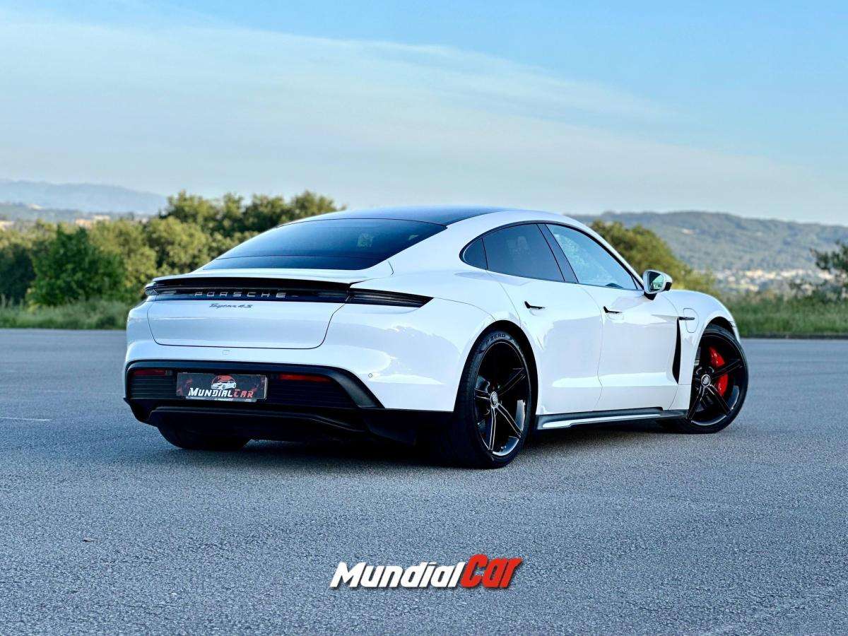 porsche-taycan-2022-eletrico-0cc