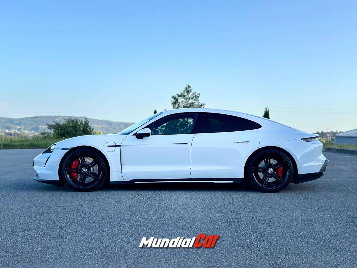 porsche-taycan-2022-eletrico-0cc