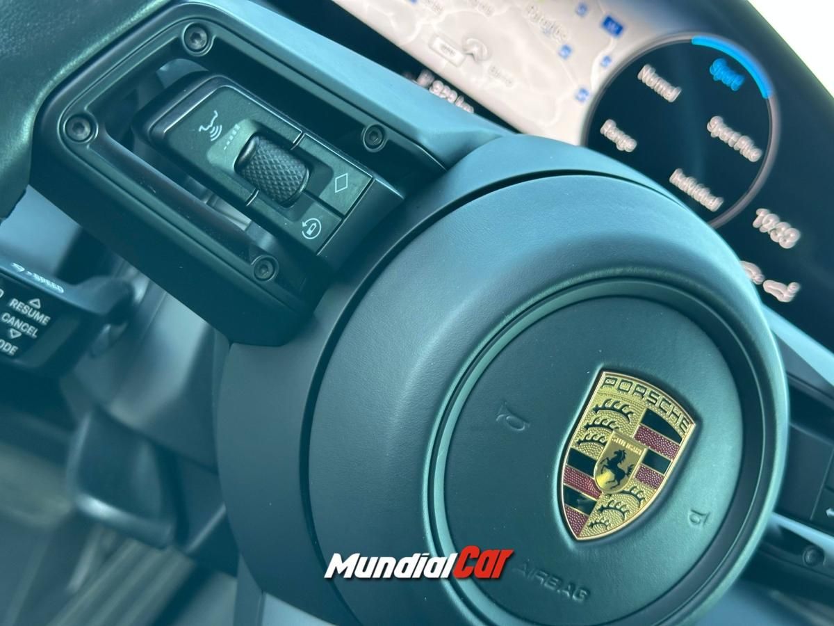 porsche-taycan-2022-eletrico-0cc