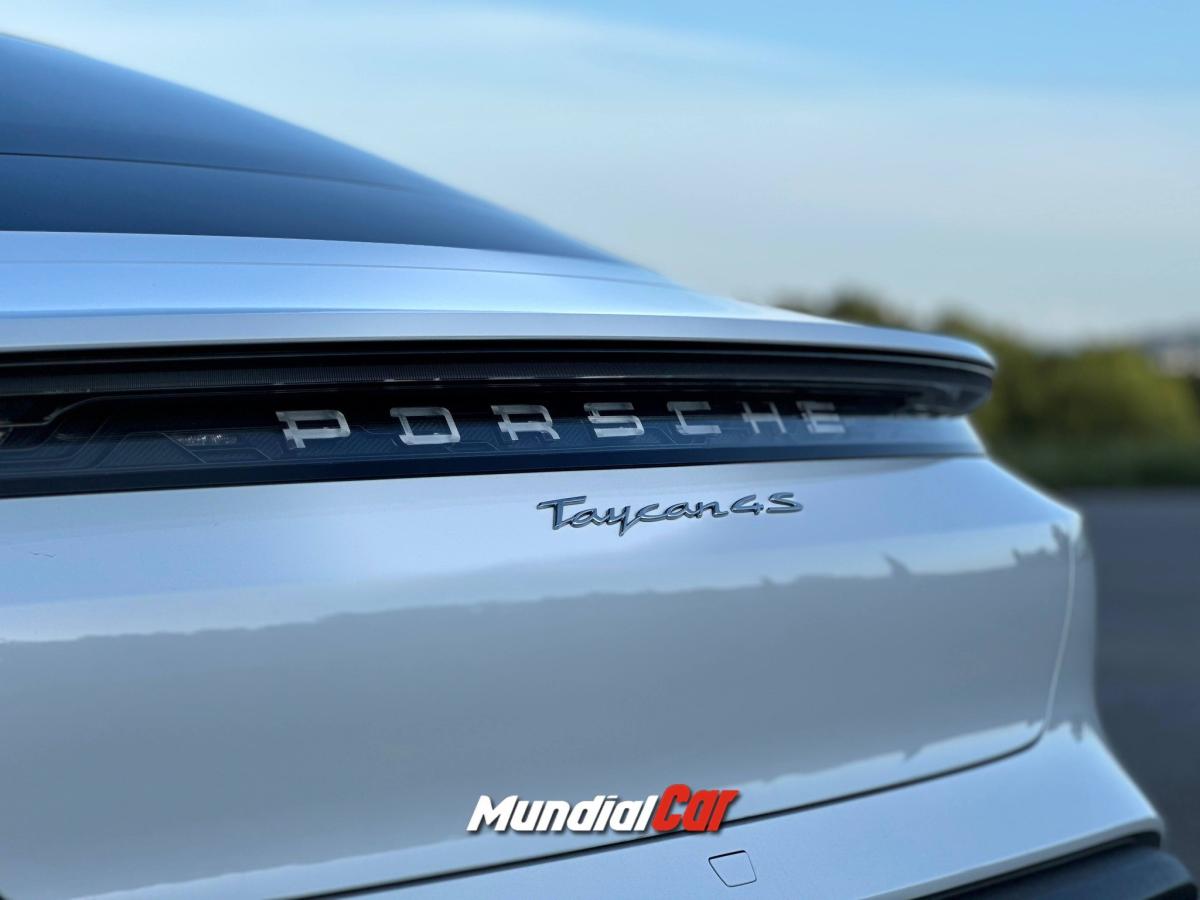 porsche-taycan-2022-eletrico-0cc