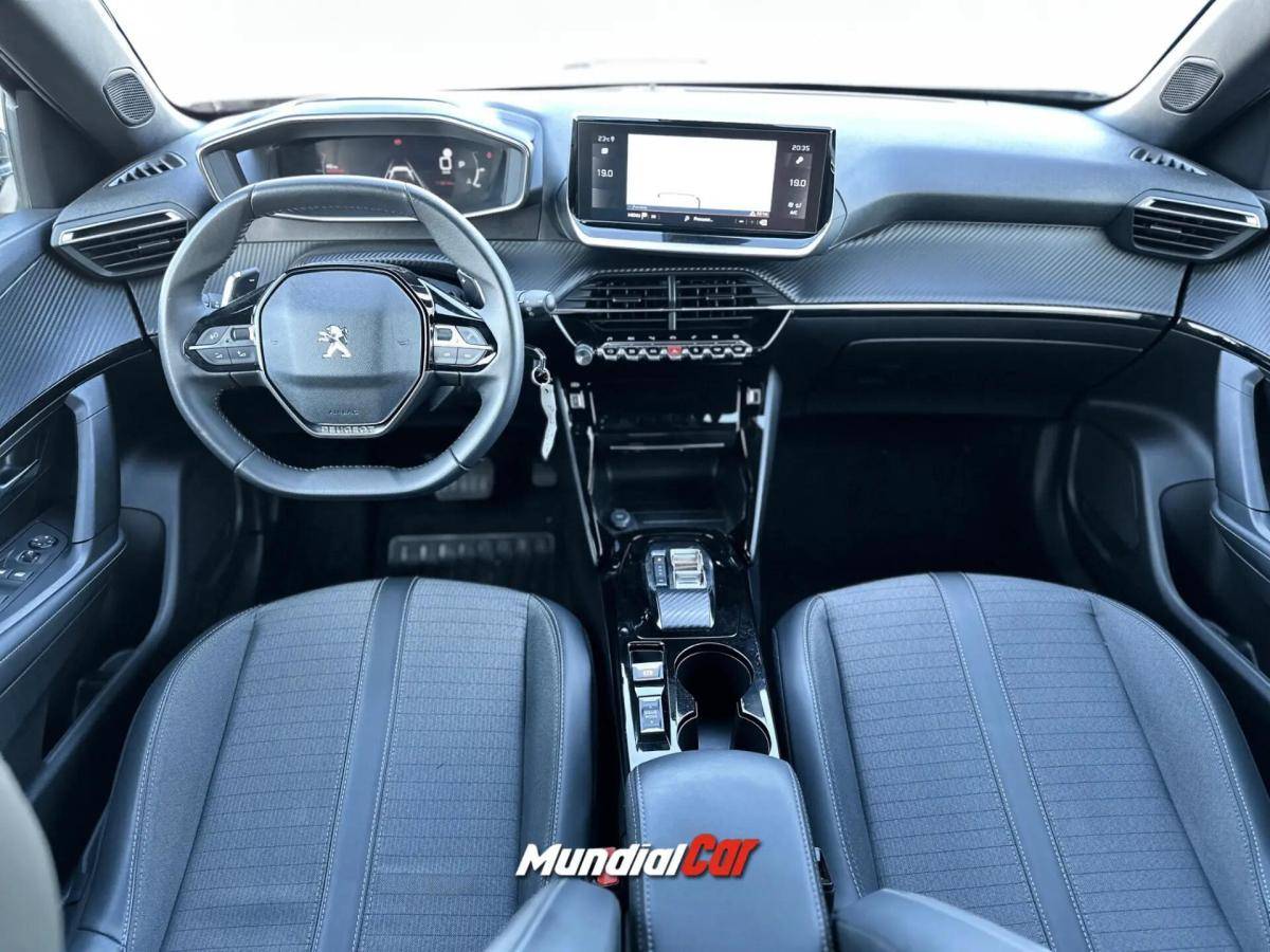 peugeot-2008-2023-gasolina-1199cc