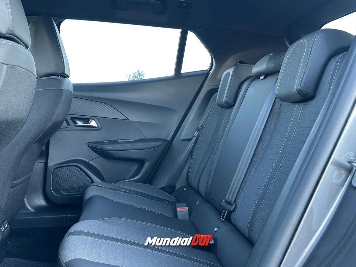 peugeot-2008-2023-gasolina-1199cc
