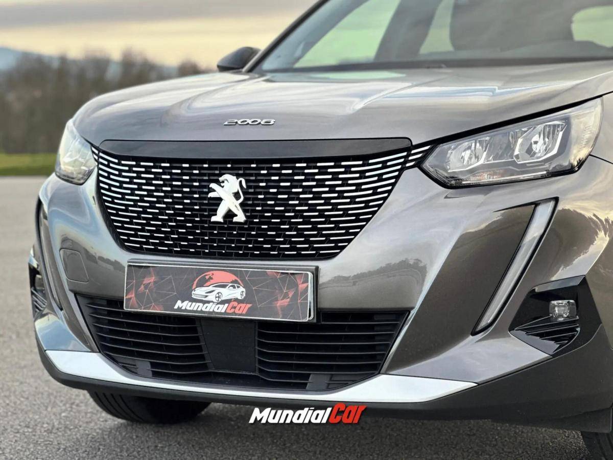 peugeot-2008-2023-gasolina-1199cc
