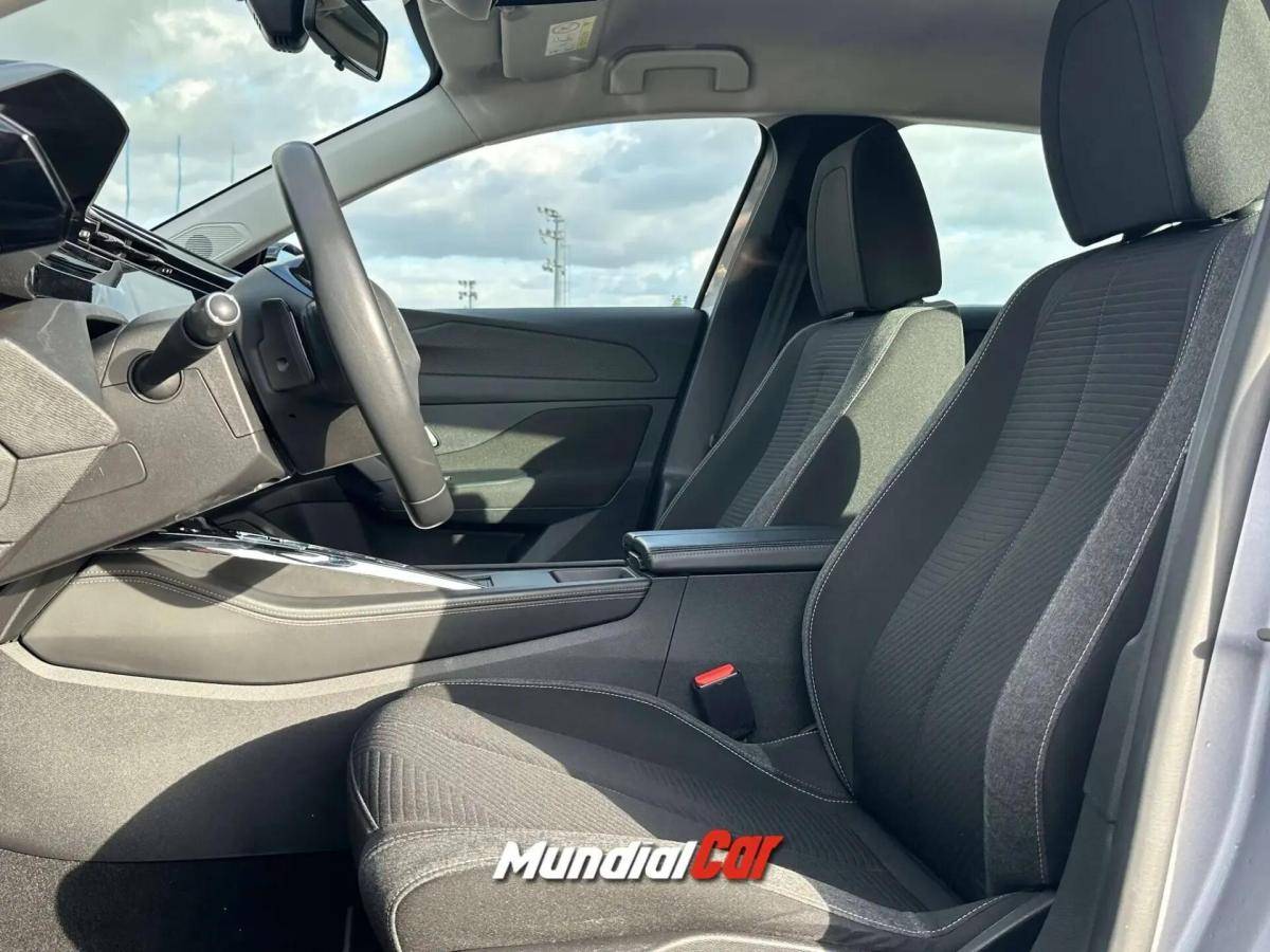 peugeot-308-2022-gasolina-1199cc