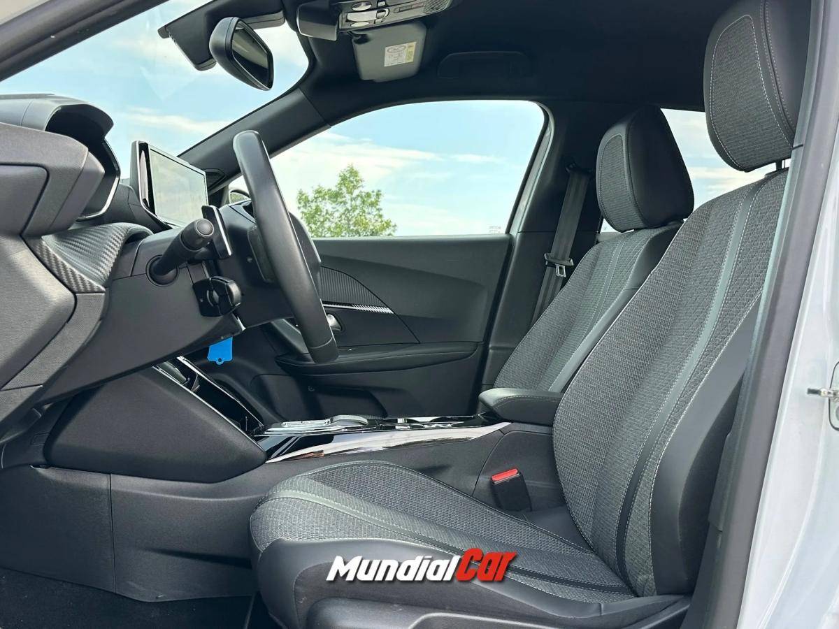 peugeot-2008-2023-gasolina-1199cc