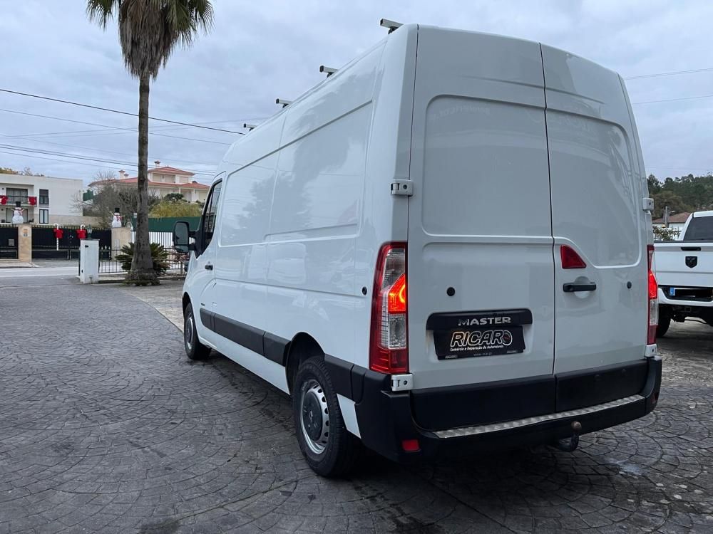 renault-master-2013-diesel-2298cc