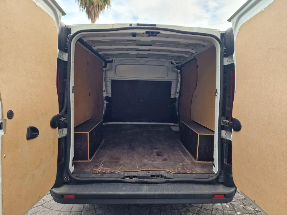 renault-trafic-2018-diesel-1600cc