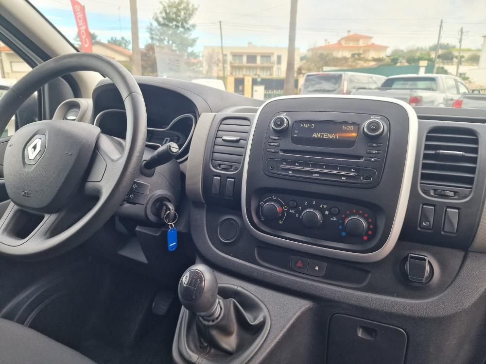 renault-trafic-2018-diesel-1600cc