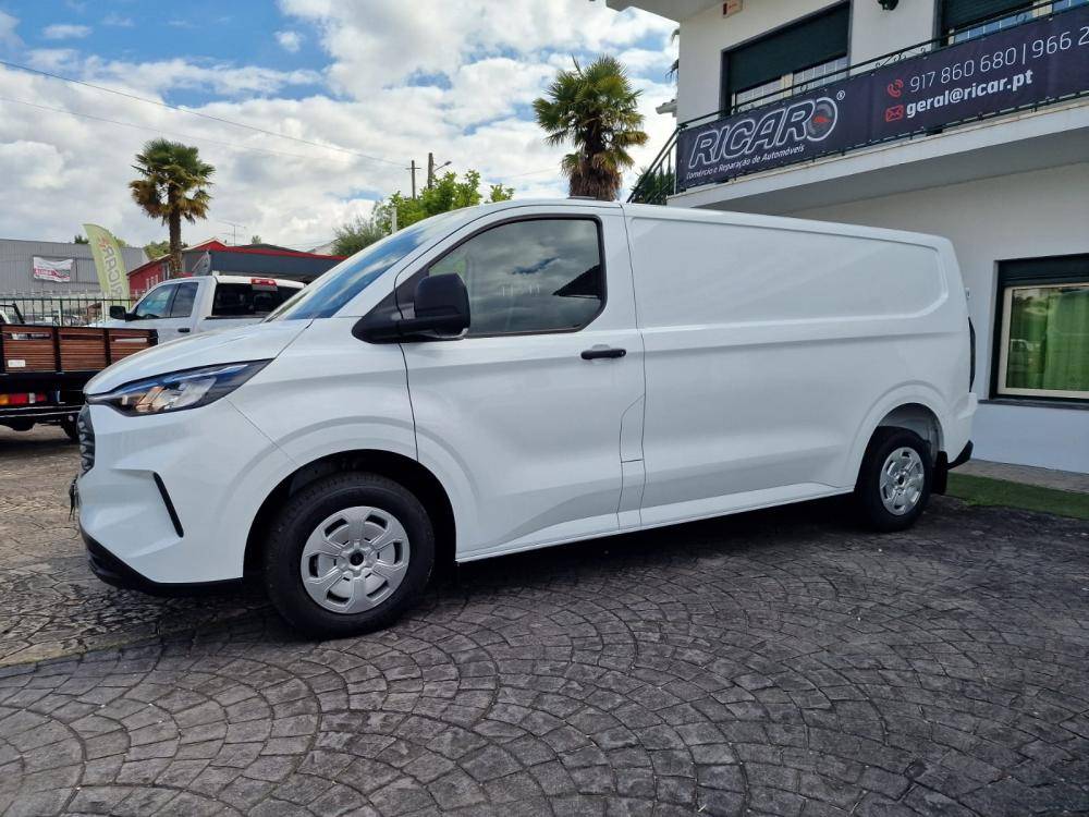 ford-transit-custom-2025-diesel-1996cc