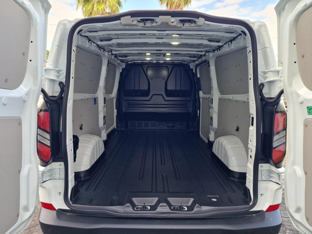 ford-transit-custom-2025-diesel-1996cc