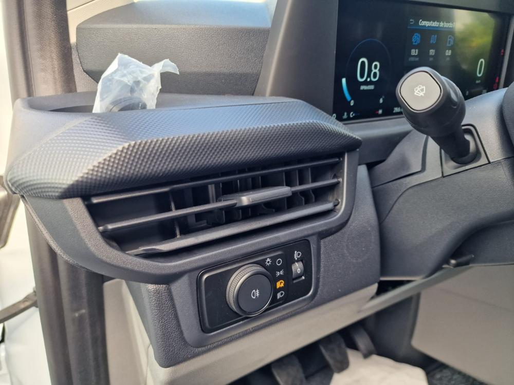 ford-transit-custom-2025-diesel-1996cc
