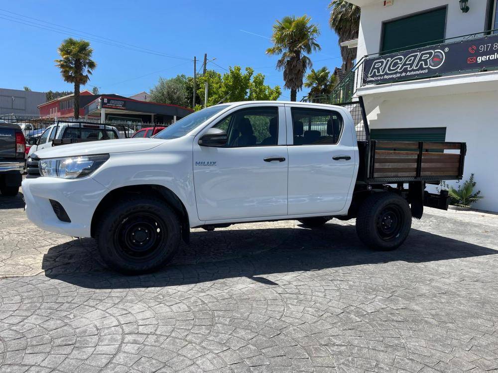 toyota-hilux-2018-diesel-2393cc
