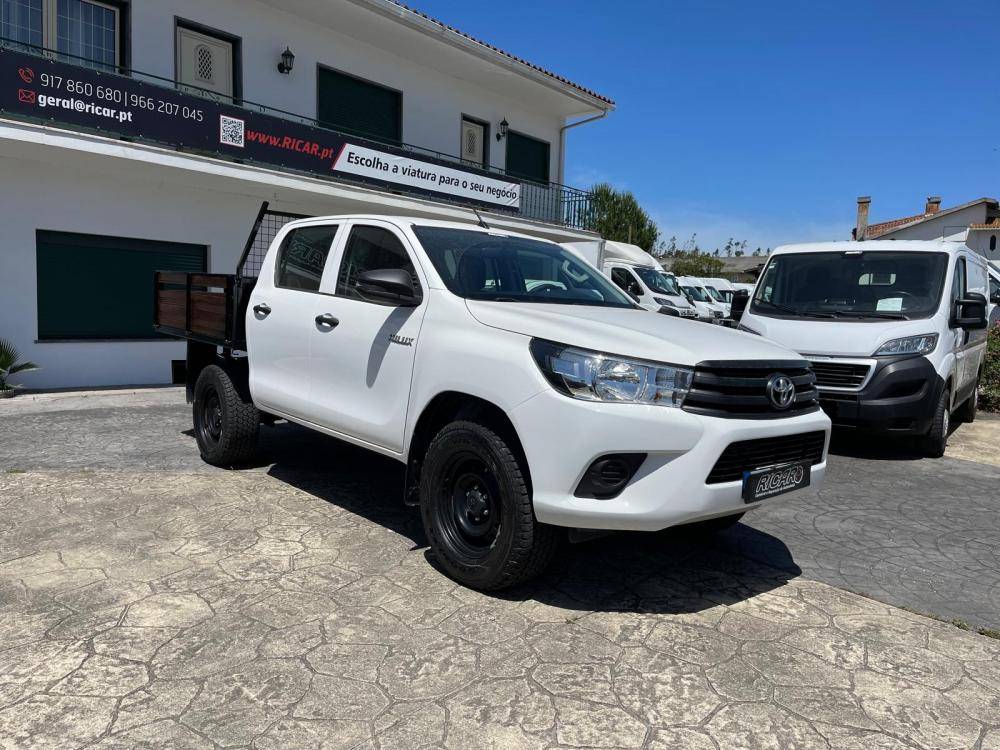 toyota-hilux-2018-diesel-2393cc