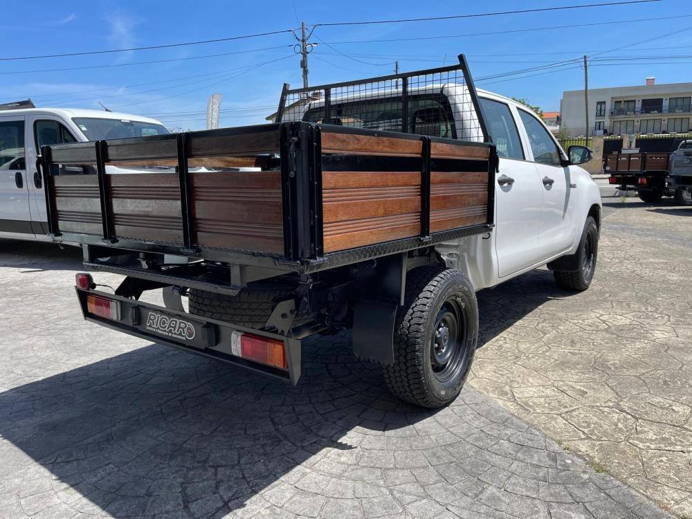 toyota-hilux-2018-diesel-2393cc