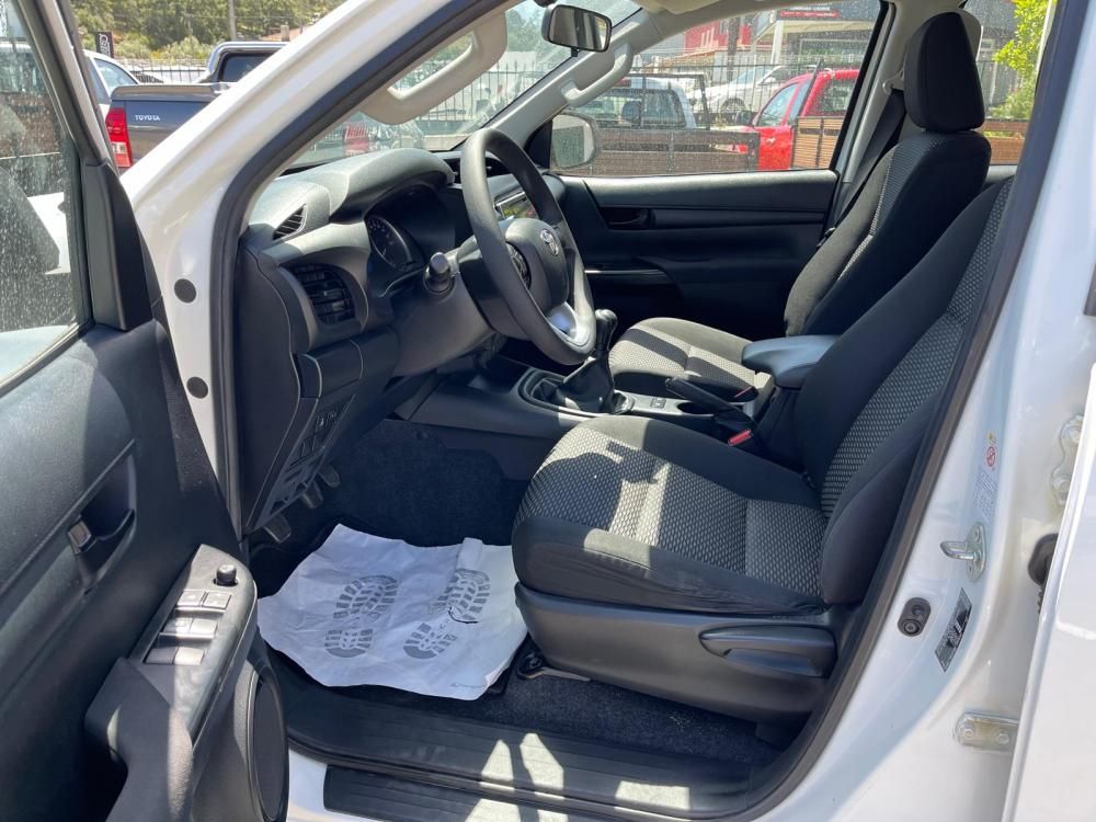 toyota-hilux-2018-diesel-2393cc