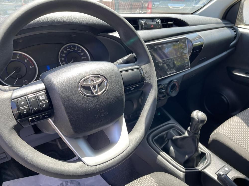 toyota-hilux-2018-diesel-2393cc