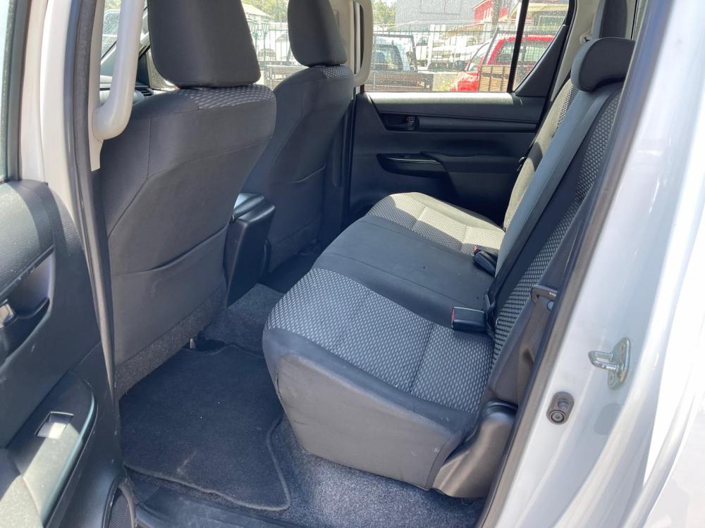 toyota-hilux-2018-diesel-2393cc