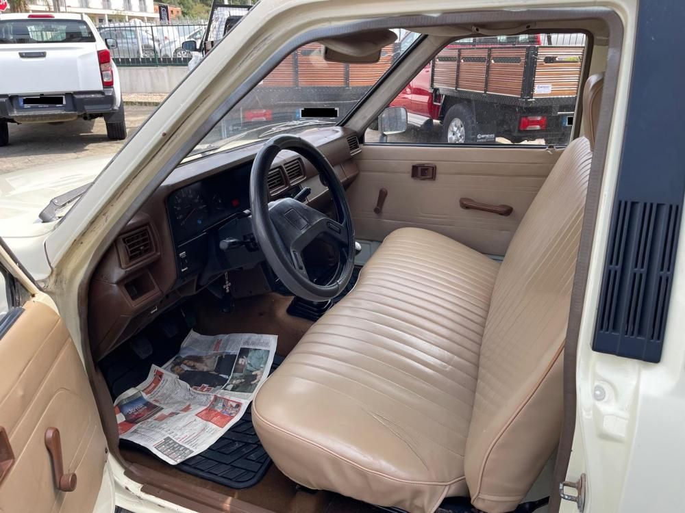 toyota-hilux-1986-diesel-2446cc