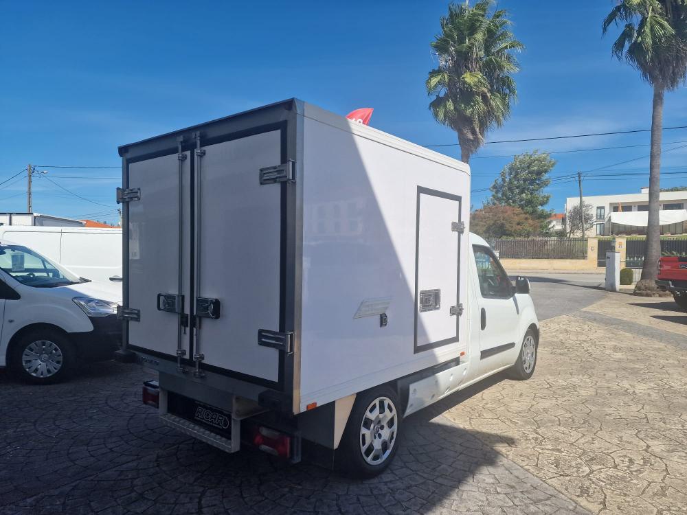 fiat-doblo-2020-diesel-1598cc