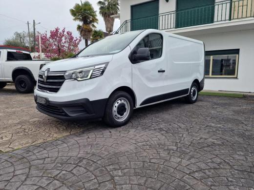 renault-trafic-2023-diesel-1997cc