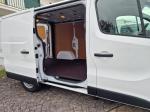 renault-trafic-2023-diesel-1997cc