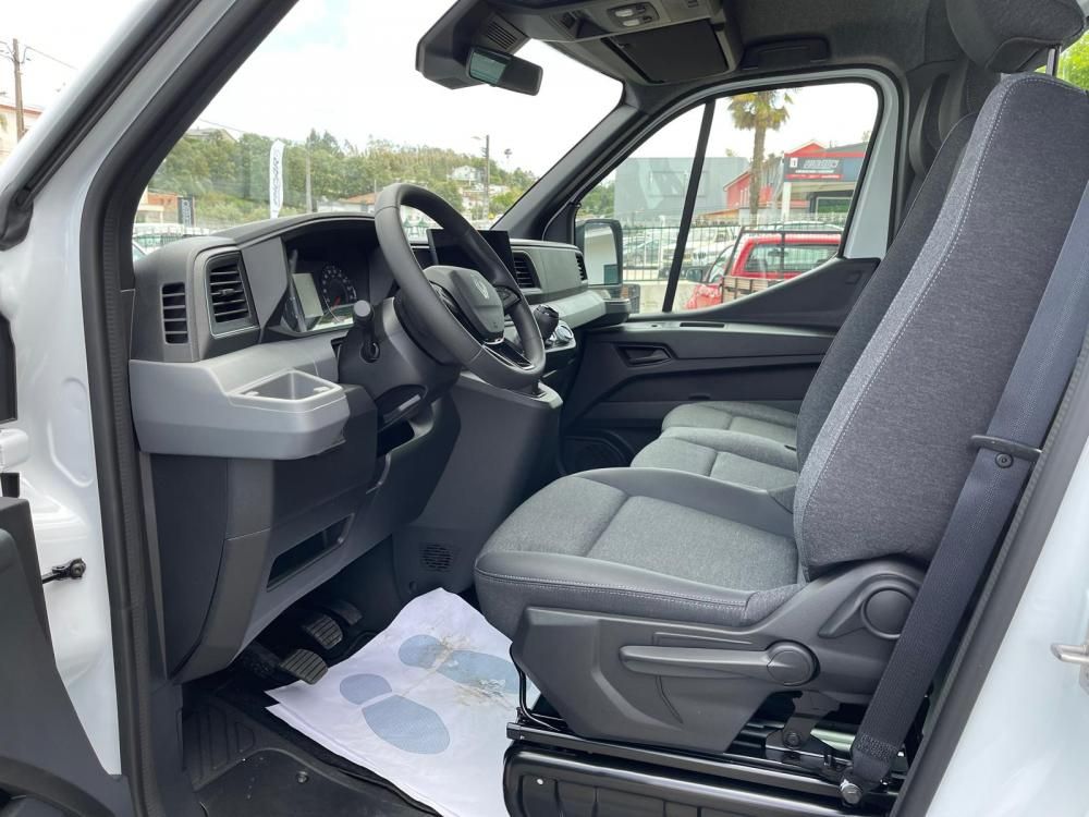 renault-master-2026-diesel-2300cc