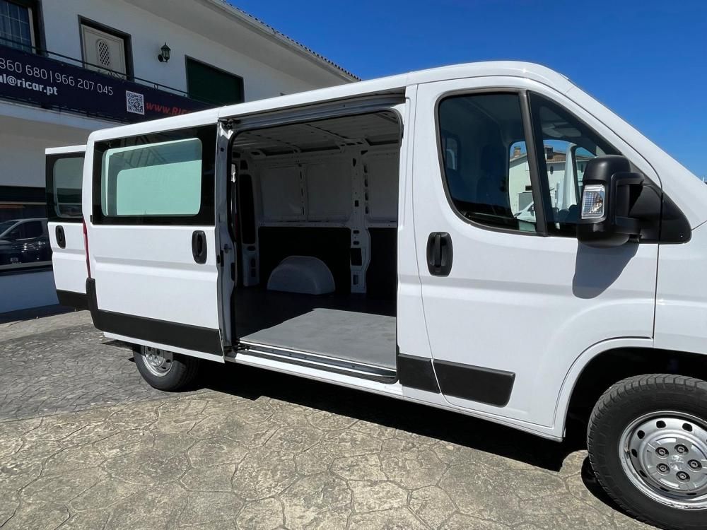 peugeot-boxer-2023-diesel-2179cc