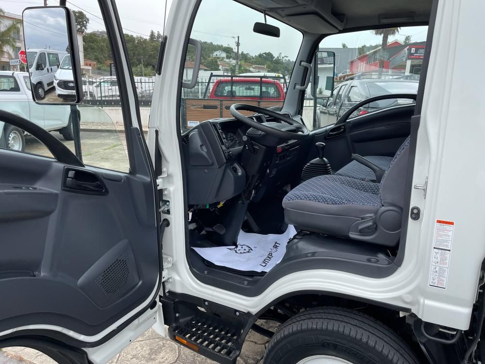 isuzu-nkr-2023-diesel-2999cc