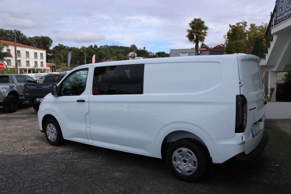 ford-transit-custom-2025-diesel-1996cc