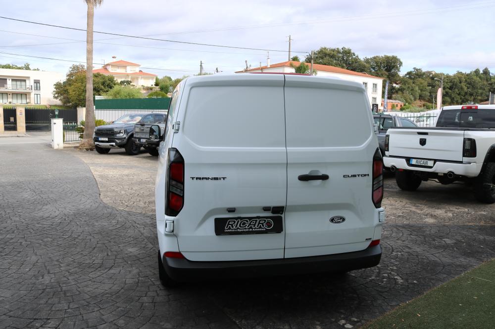 ford-transit-custom-2025-diesel-1996cc