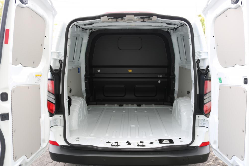 ford-transit-custom-2025-diesel-1996cc