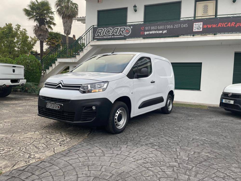 citroen-berlingo-2022-diesel-1500cc