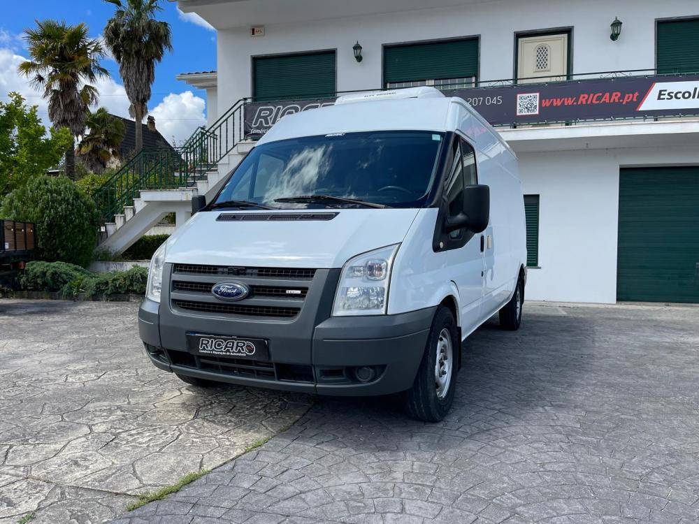 ford-transit-2009-diesel-2402cc