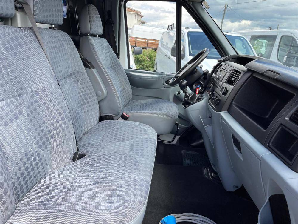 ford-transit-2009-diesel-2402cc
