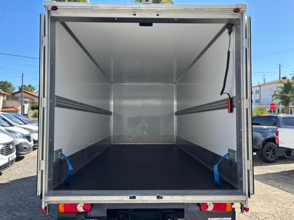 fiat-ducato-2025-diesel-2184cc