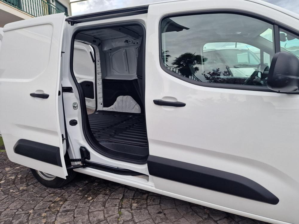 peugeot-partner-2022-diesel-1499cc