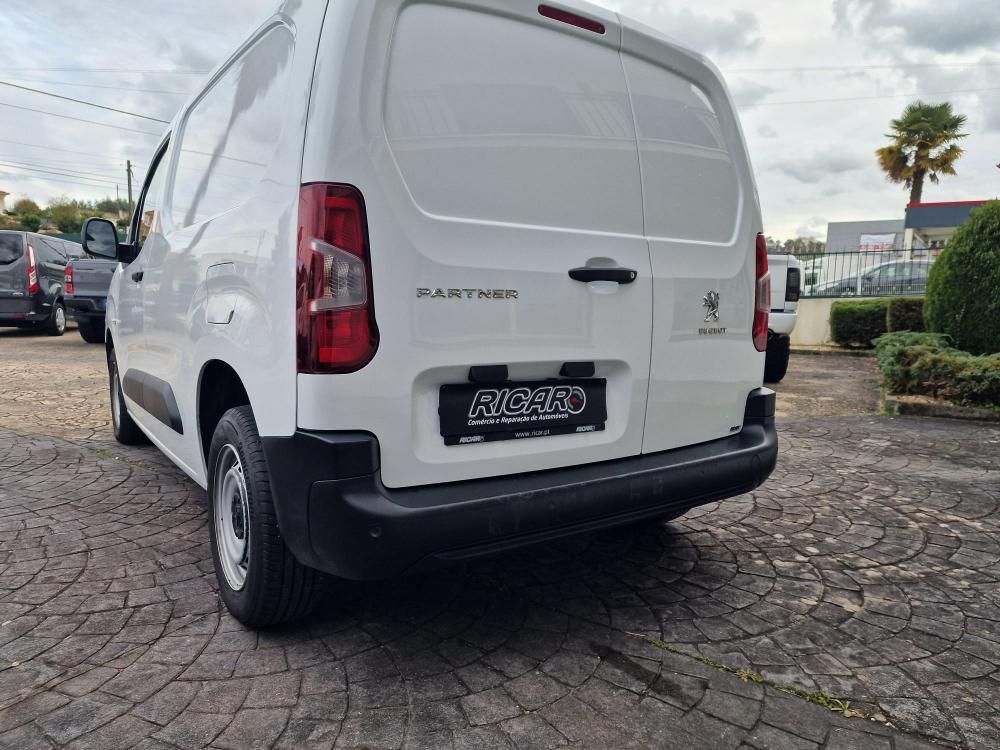 peugeot-partner-2022-diesel-1499cc
