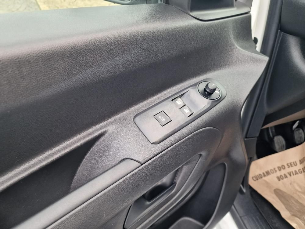 peugeot-partner-2022-diesel-1499cc