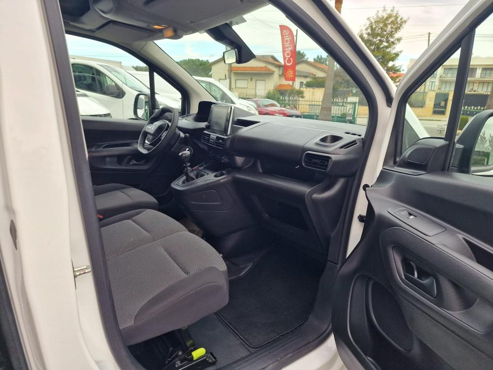 peugeot-partner-2022-diesel-1499cc