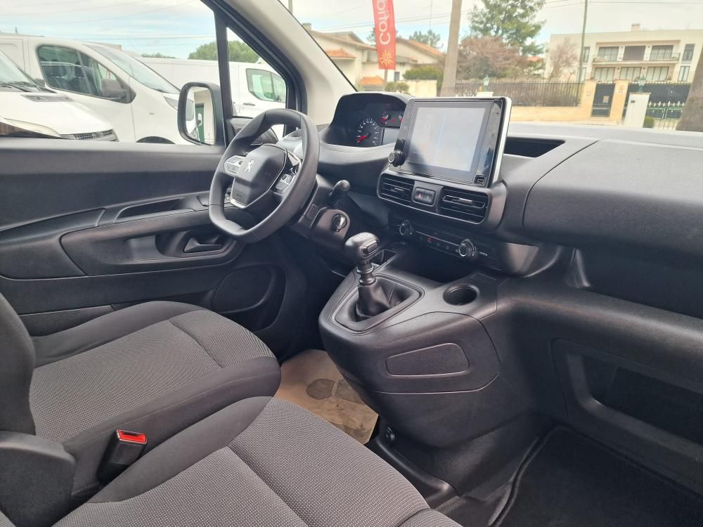 peugeot-partner-2022-diesel-1499cc