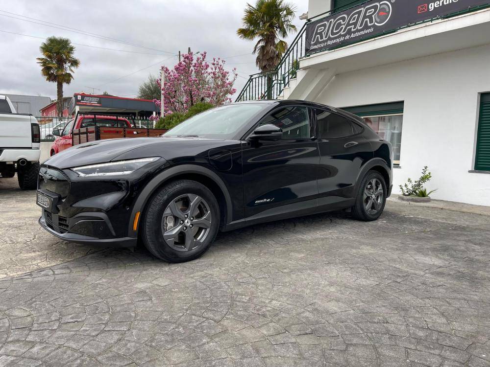ford-mustang-mach-e-2021-eletrico-0cc