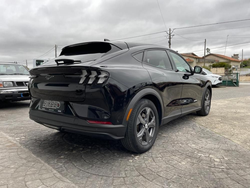 ford-mustang-mach-e-2021-eletrico-0cc