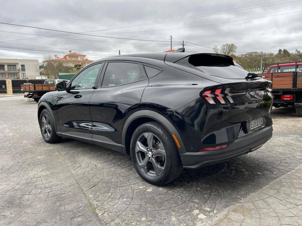 ford-mustang-mach-e-2021-eletrico-0cc