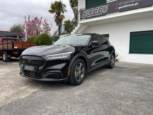 ford-mustang-mach-e-2021-eletrico-0cc