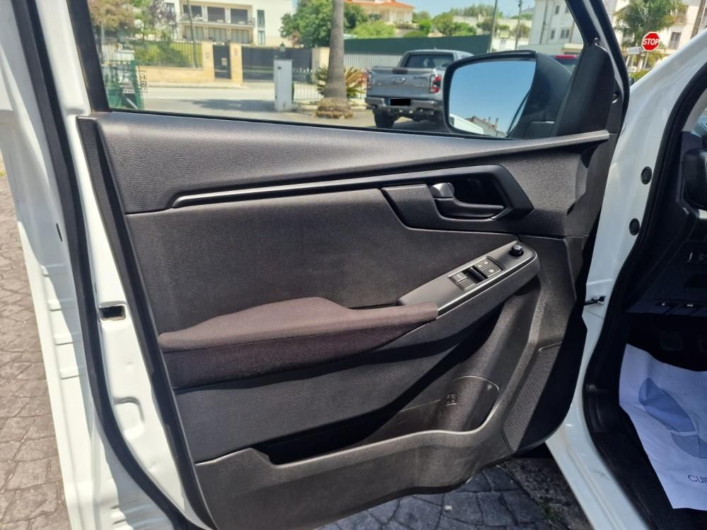 isuzu-d-max-2023-diesel-1898cc