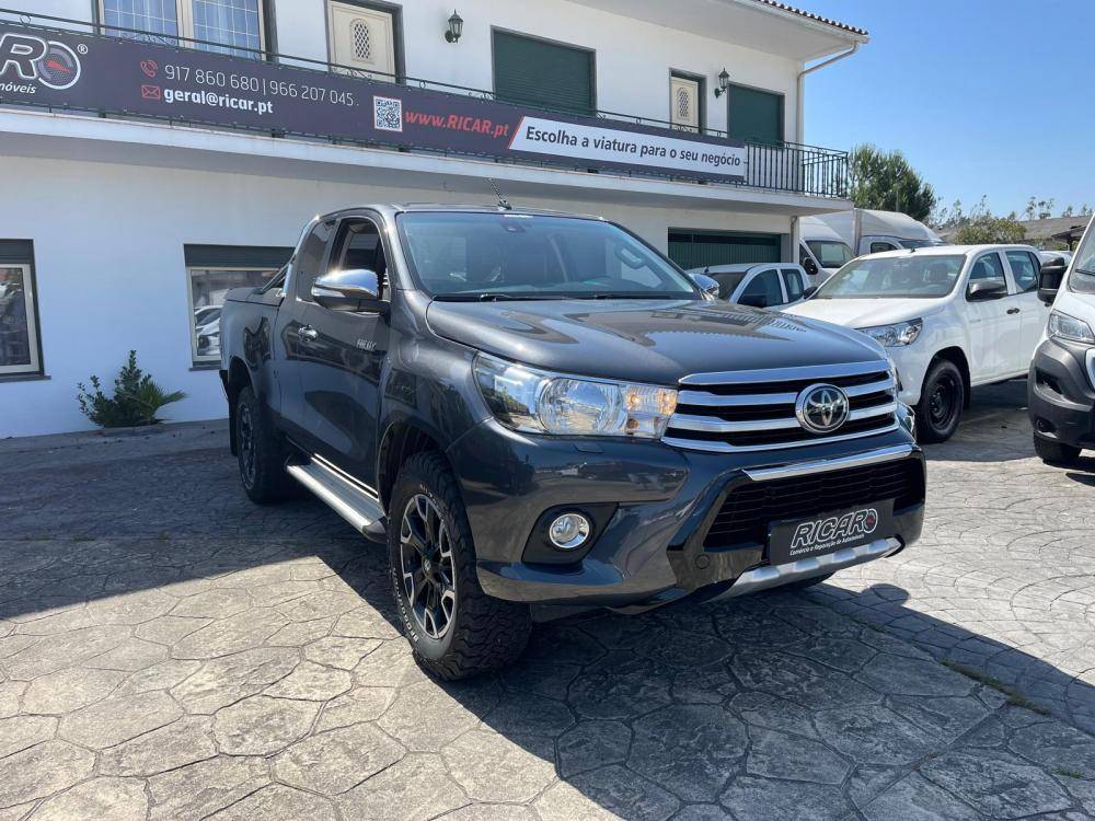 toyota-hilux-2017-diesel-2393cc