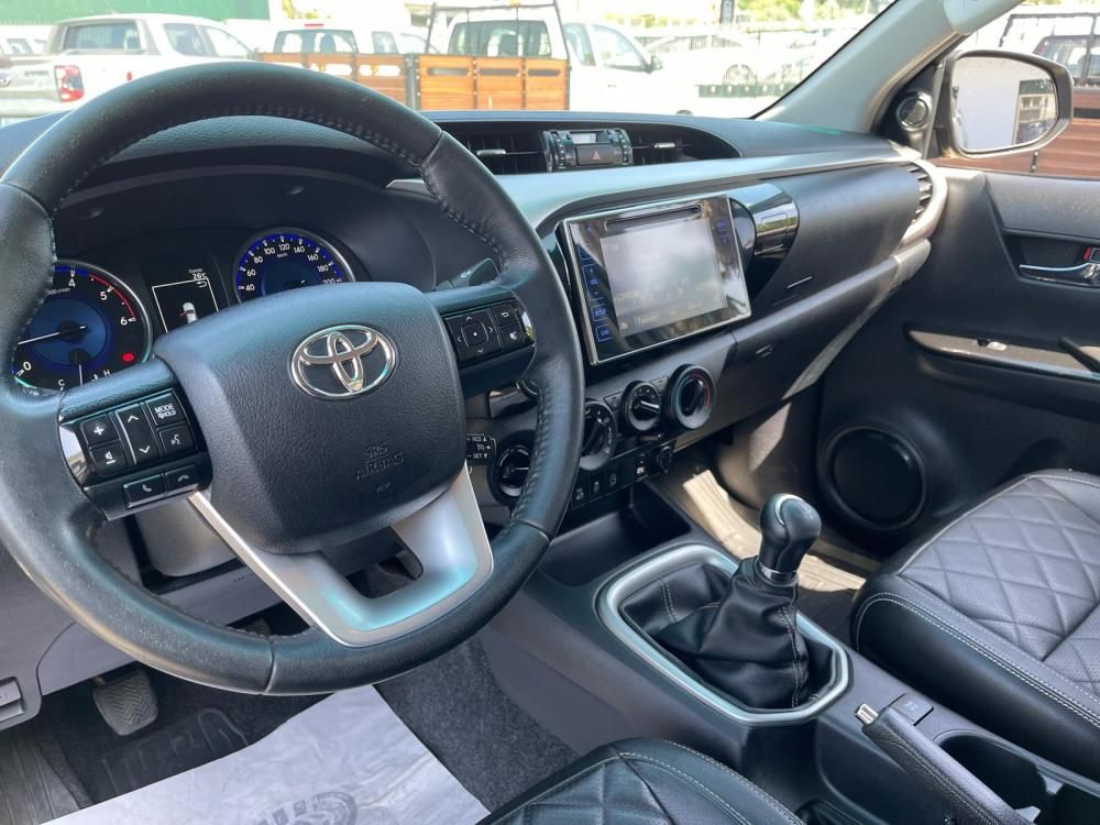 toyota-hilux-2017-diesel-2393cc