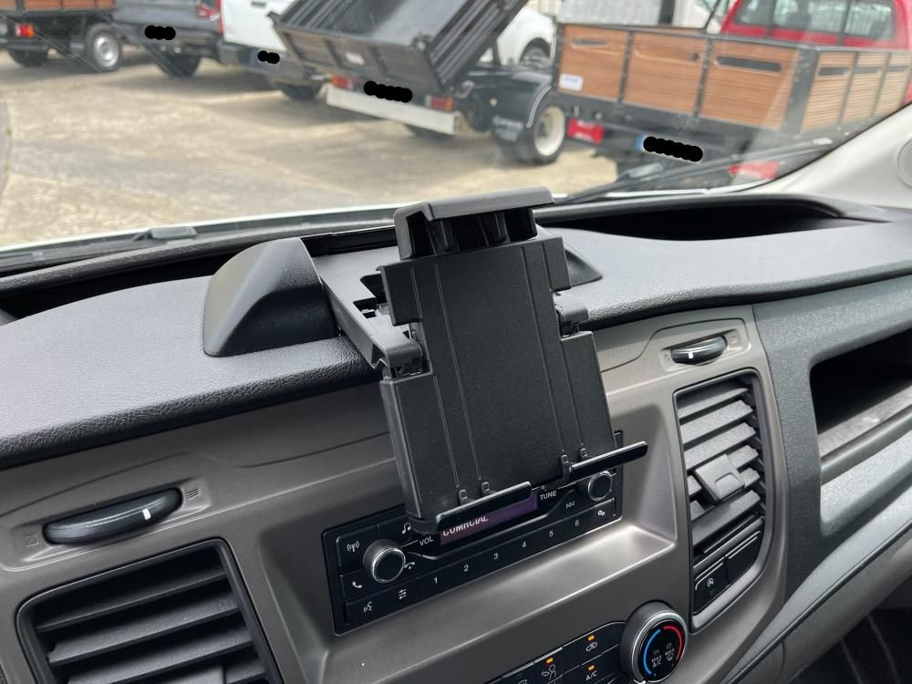 ford-transit-2022-diesel-1995cc